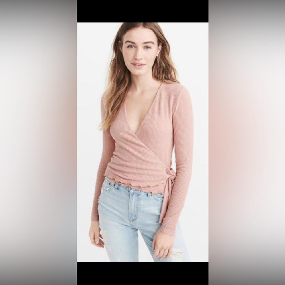 Abercrombie & Fitch Ribbed Wrap Long-sleeve Shirt Medium